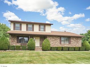 18468 William Dr, Doylestown, OH 44230