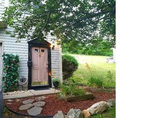 1302 Stanford Rd, Bethlehem, PA 18018