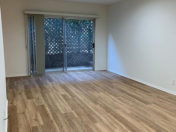 3rd image of 4455 Ventura Canyon Ave APT 107