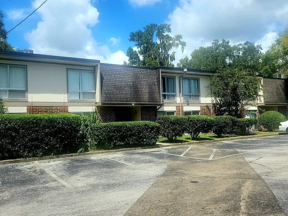 1700 SW 16th Ct #P28