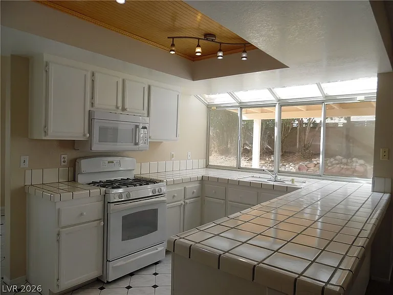 3045 Brigantine Way — Photo 7
