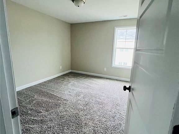 4th image of 78 Hungry Creek Dr