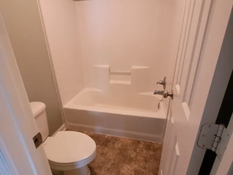 1602 Dehart Dr — Photo 8