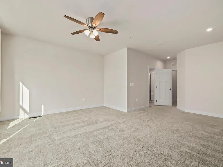 1733 Dunnington Pl — Photo 14