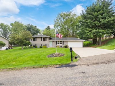 8574 Greenleaf Cir NW, Canal Fulton, OH, 44614