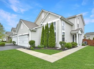 283 Maryland Ln, Pingree Grove, IL 60140