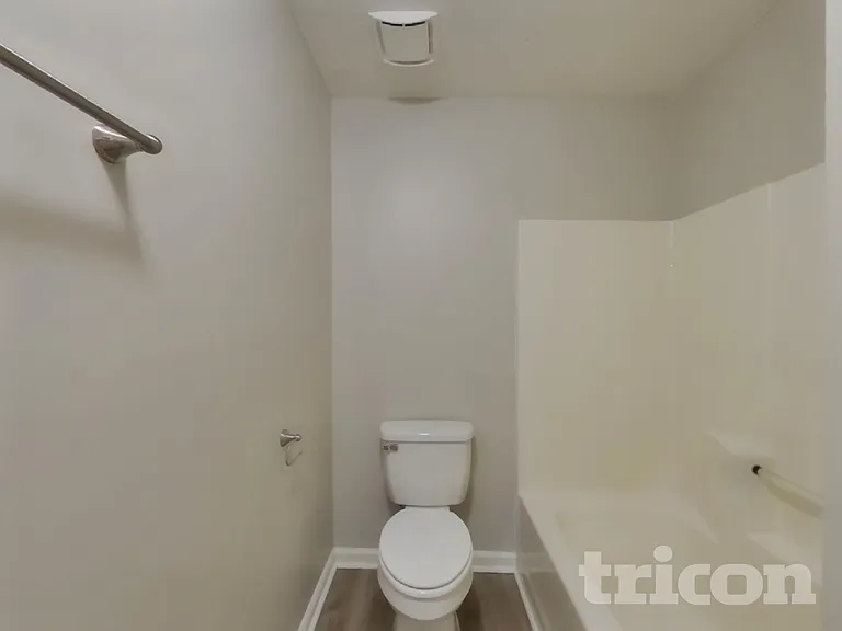 800 Chaney Woods Dr — Photo 16