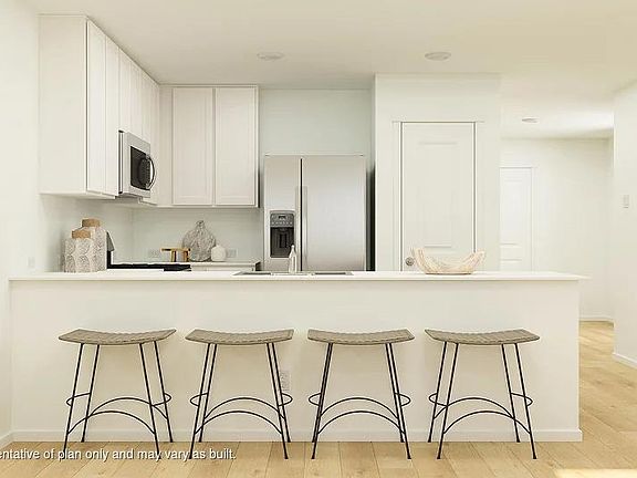 3rd image of 20509 Velvet St