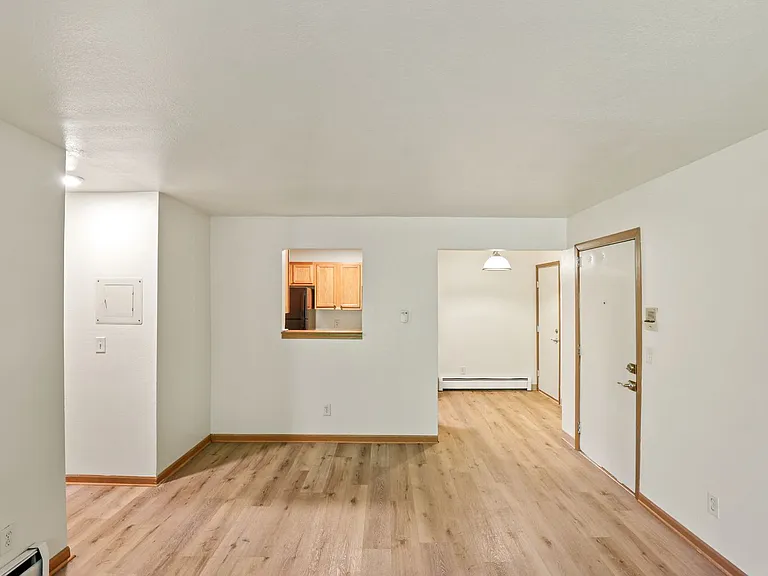 3356 Byron Center Ave SW — Photo 4