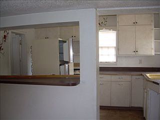 5th image of 1501 E 13th St