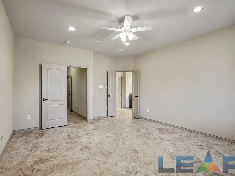 7931 Belinda Ln — Photo 17