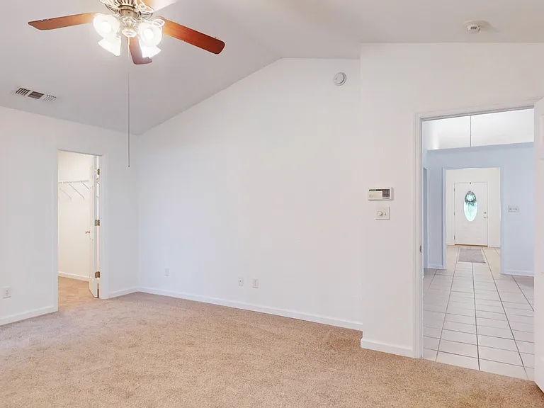 119 Celeste Ct — Photo 25