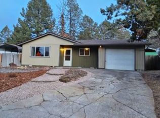 724 SE Douglas St, Bend, OR 97702