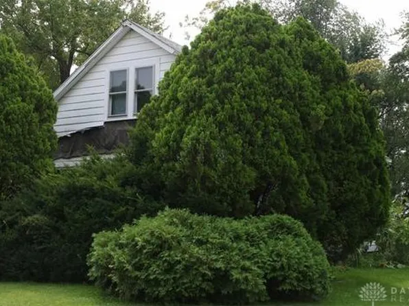 115 W Mound St, South Charleston, OH 45368