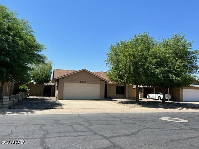1st image of 7227 W WINDSOR Boulevard