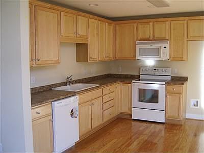 2nd image of 4996 Kitts Ct