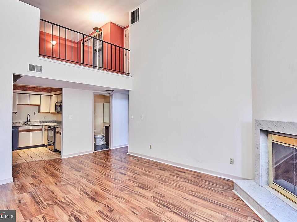 1st image of 1504 N Broom St APT 19