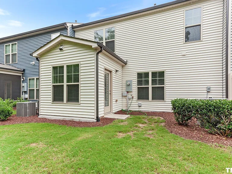 224 Lynchwick Ln — Photo 36