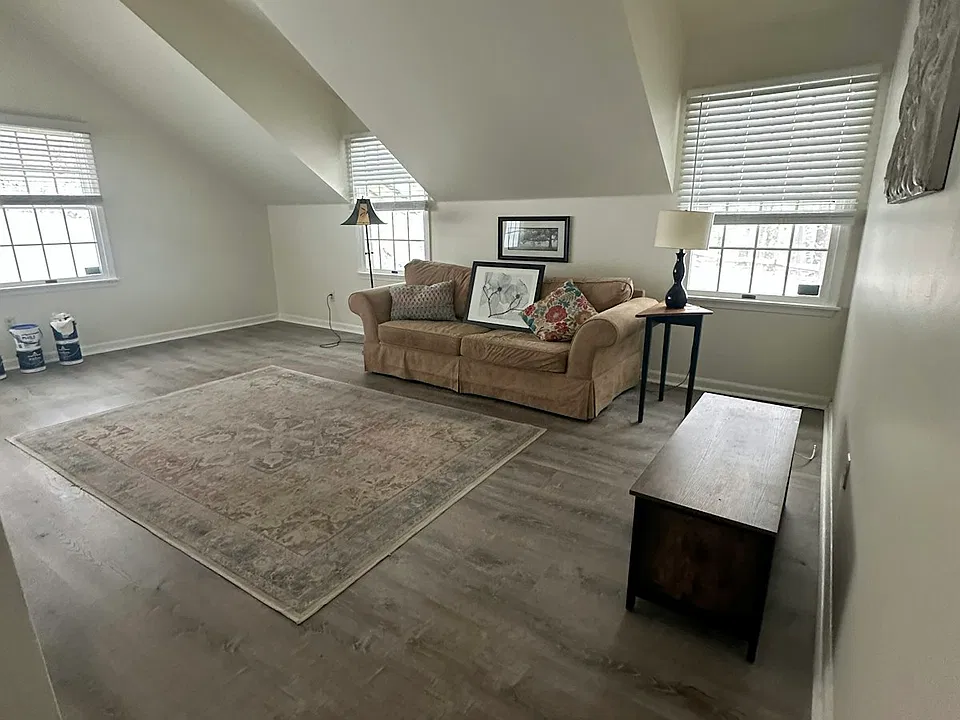 36 Guinea Hollow Rd