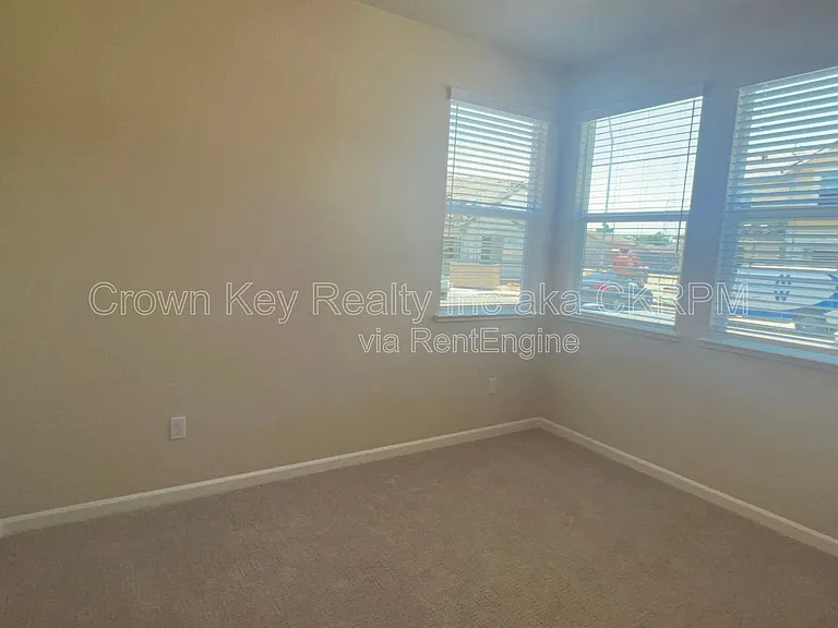 1601 Innovation Way — Photo 4