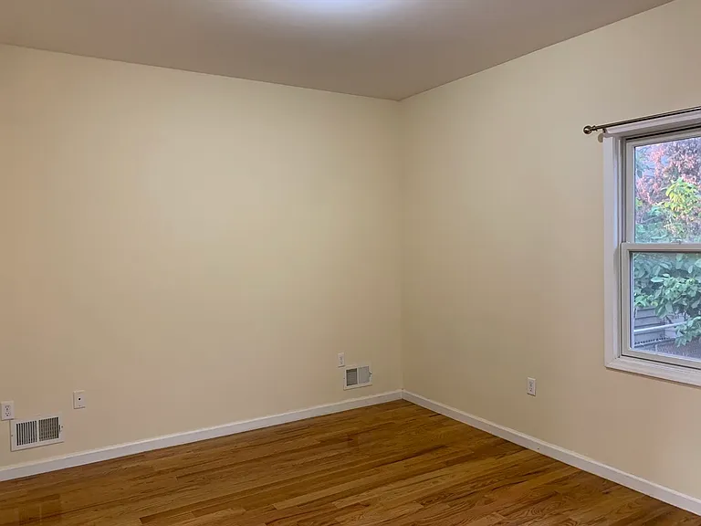 324 Sussex St #2F — Photo 12