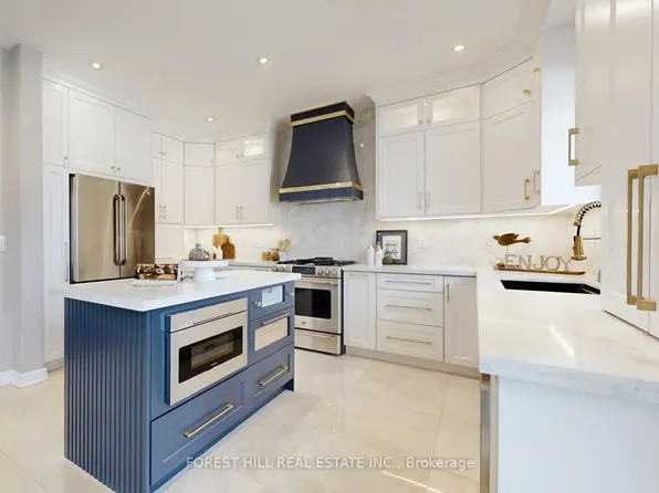 51 Farmhouse Cres, Richmond Hill, ON L4E 0M1