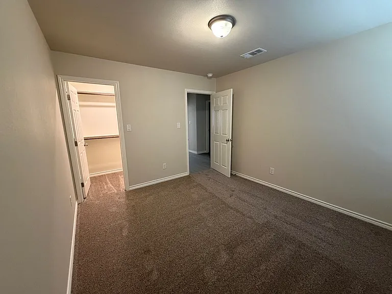 1300 Bajada St — Photo 16