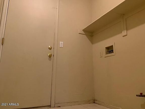 4th image of 8912 W Cypress St