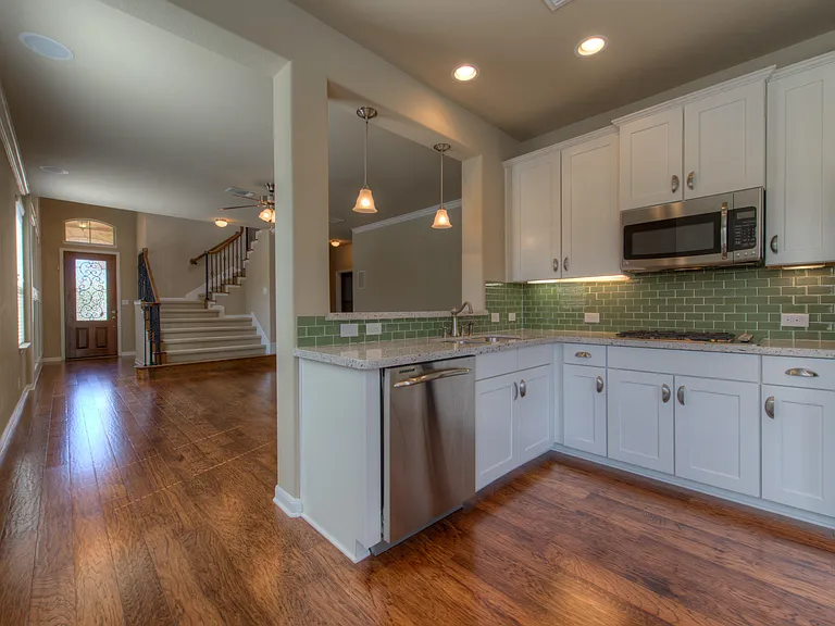 405 Meadowlark St #B — Photo 15