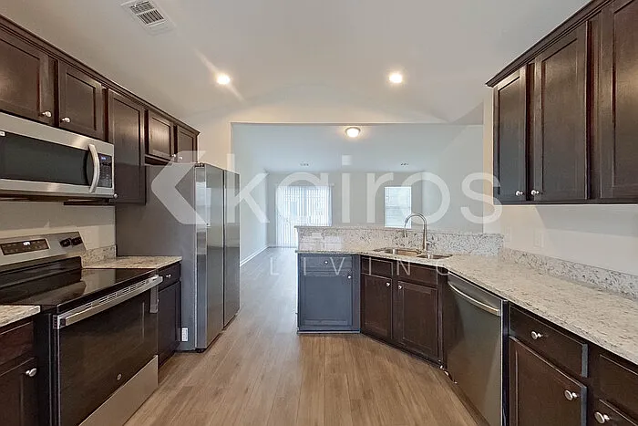 108 Saint Phillip Way — Photo 11