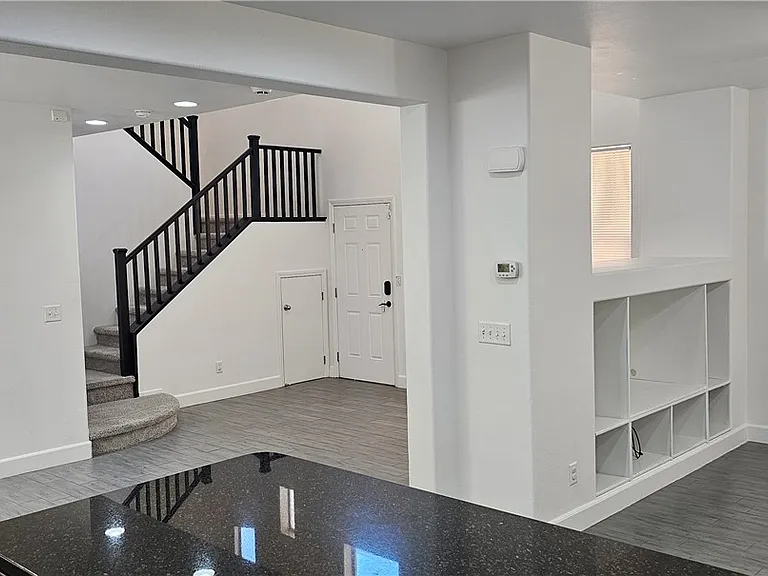 7451 Benlomond Ave — Photo 13