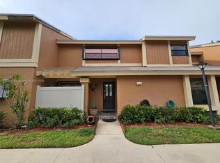2225 NW 45th Ave #550, Pompano Beach, FL 33066