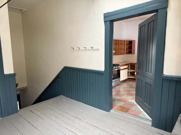 151 N Main St #5, Bradford, VT 05033