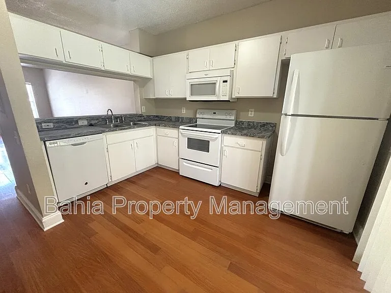 6235 Bayside Key Dr — Photo 5