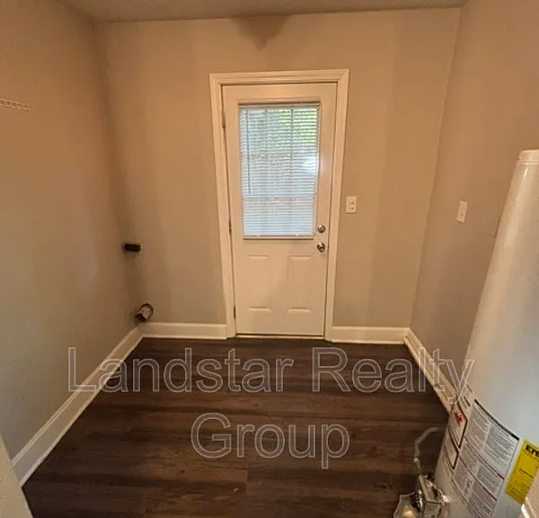4721 Granada Dr — Photo 12