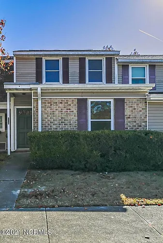 120 Palace Cir Photo 1