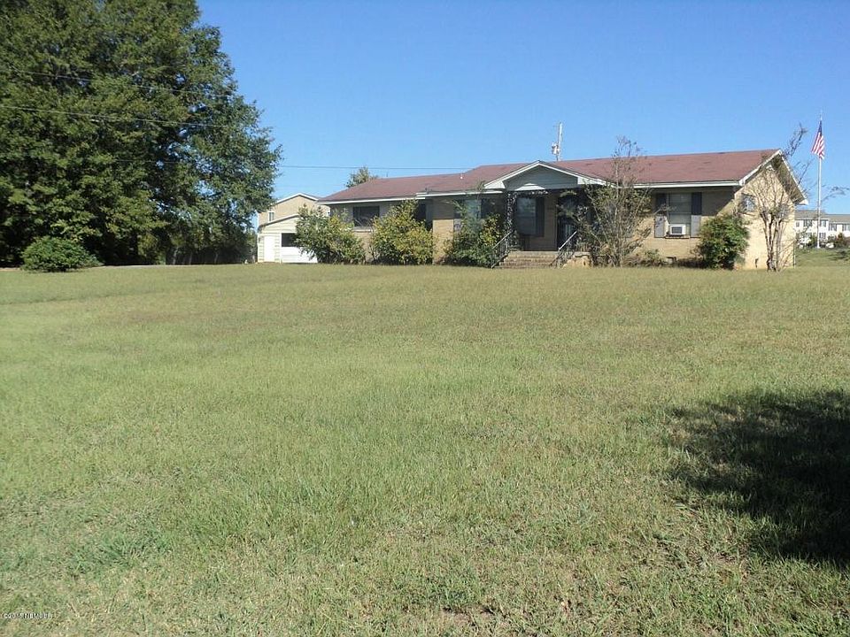2nd image of 2704 McCullough Blvd