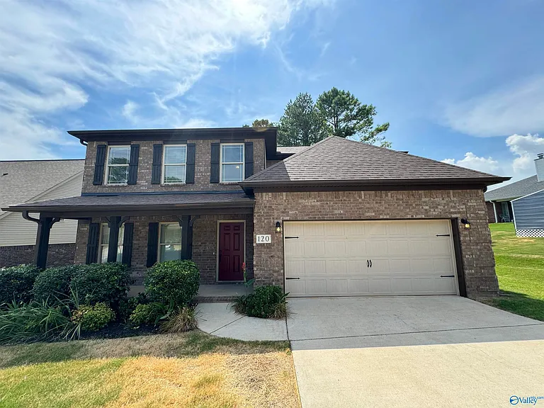 120 Meadowglade Ln — Photo 2
