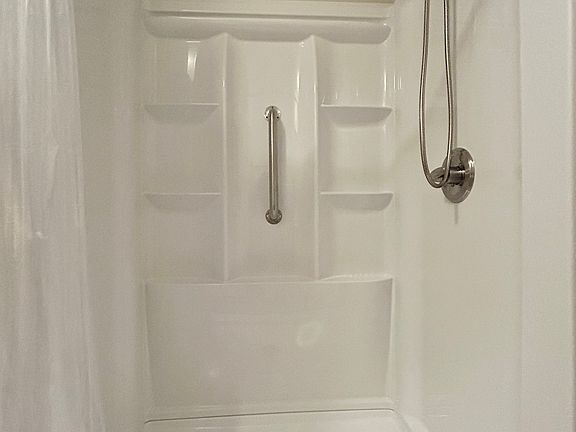 4th image of 1248 Hickory Cove Ln #3