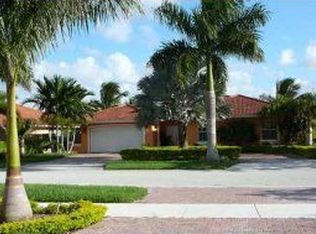 15754 SW 100th Ter, Miami, FL 33196