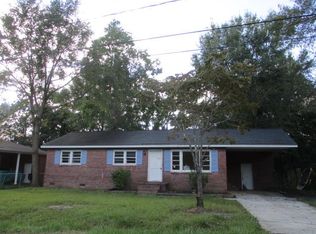 7015 Midland Dr, North Charleston, SC 29406