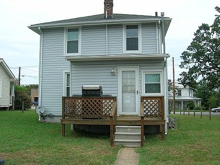 2nd image of 3211 Campbell Ave