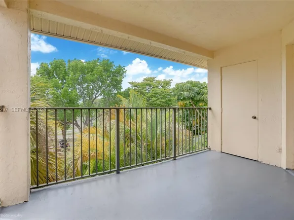 9999 Summerbreeze Dr APT 409, Fort Lauderdale, FL 33322