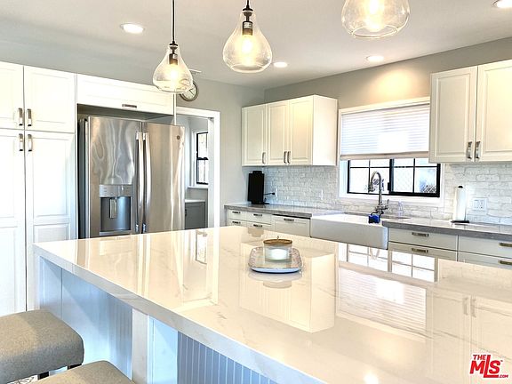 5th image of 4019 Don Ibarra Pl