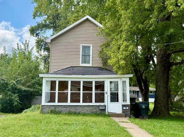 154 Sherman St, Muscatine, IA 52761