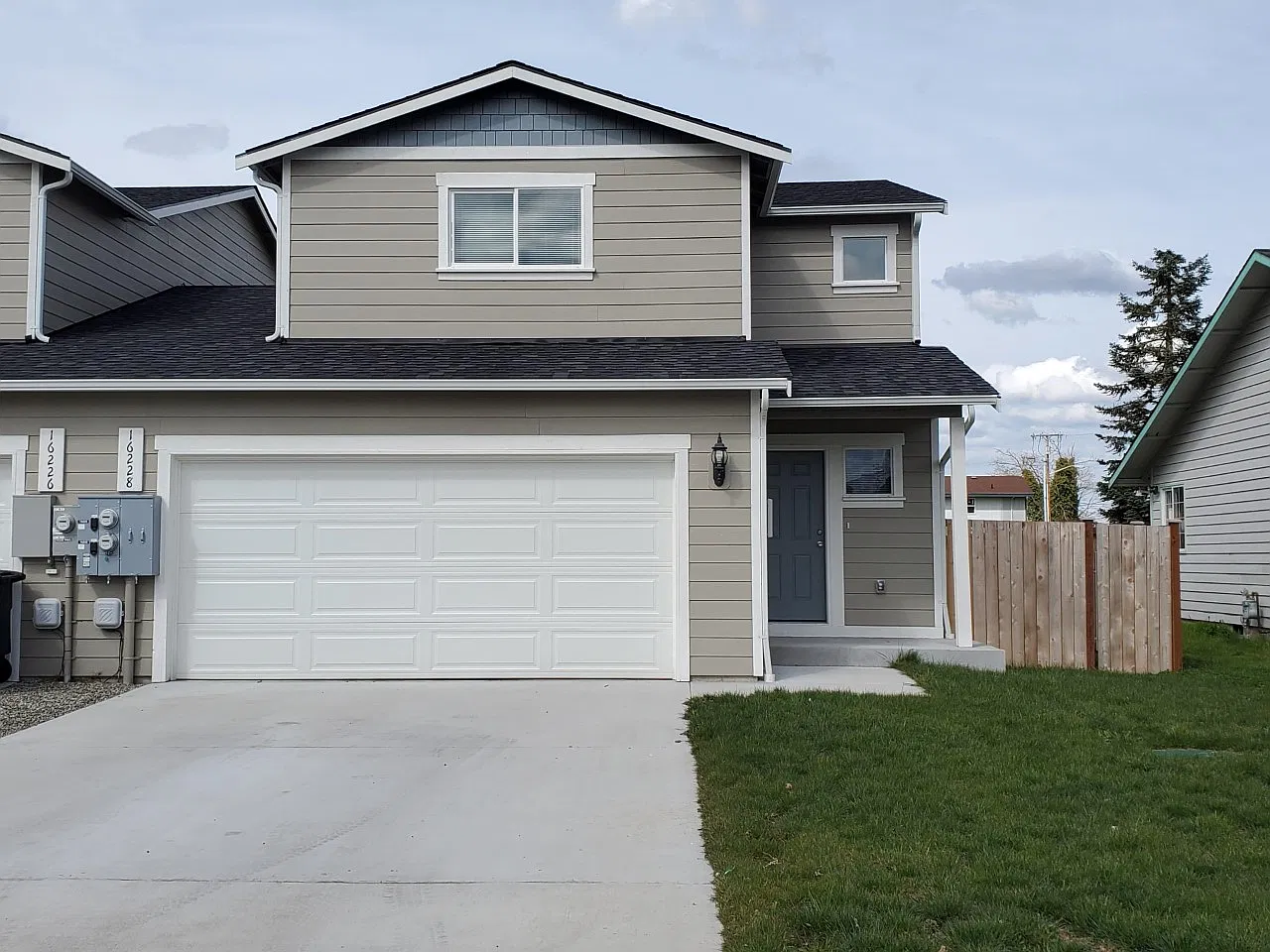 3 bed, 2.5 bath, 1424 sqft, $2,450 — Photo 1