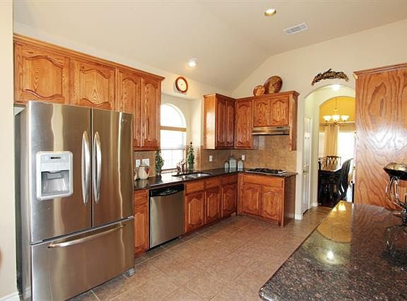 4th image of 9061 McFarland Way