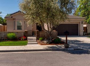 6075 W Bluff Ave, Fresno, CA 93722