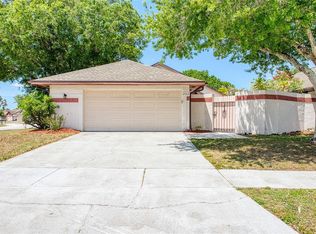 6922 Silvermill Dr, Tampa, FL 33635