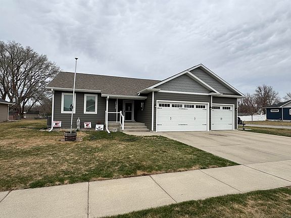 2nd image of 1540 Rockwell Trl